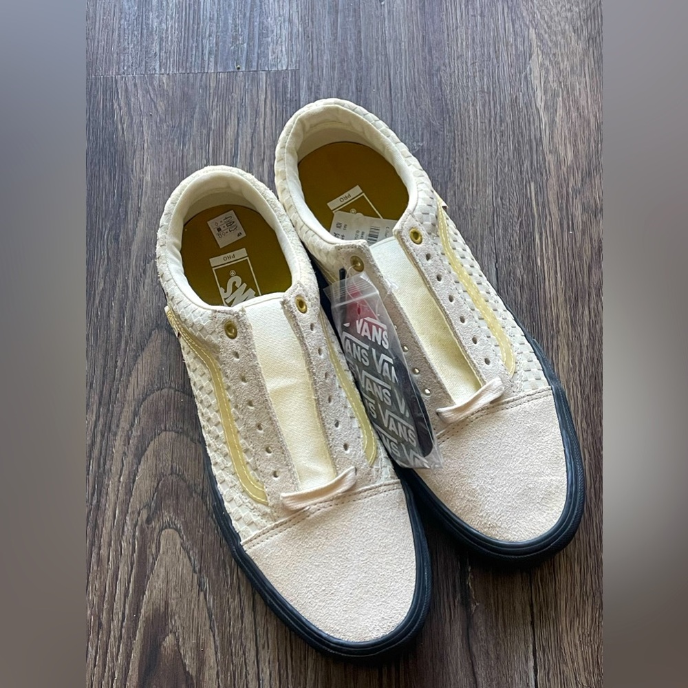 Vans Old Skool Pro Men’s 11.5 new with tags textured cream
